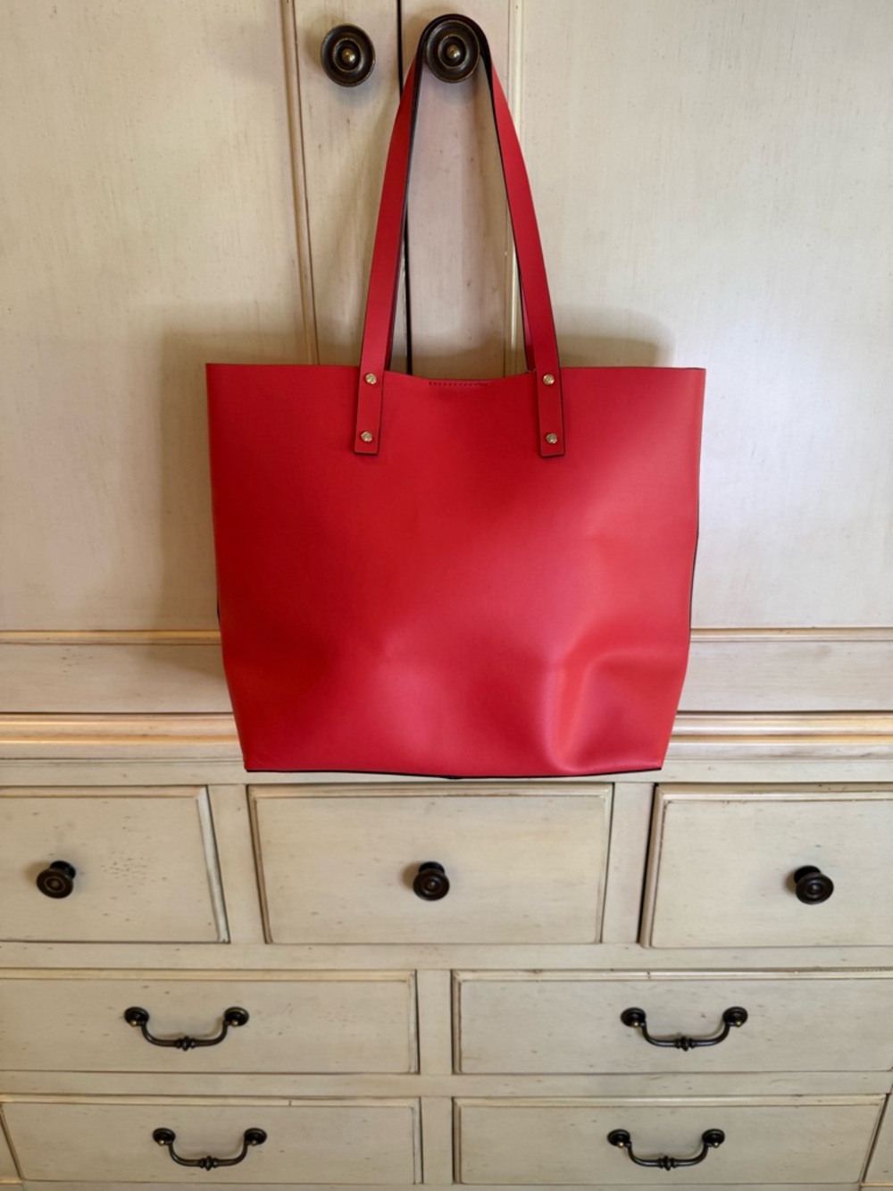 Trina Turk Coral-Peach Pebbled Tote - Picture 7 of 11